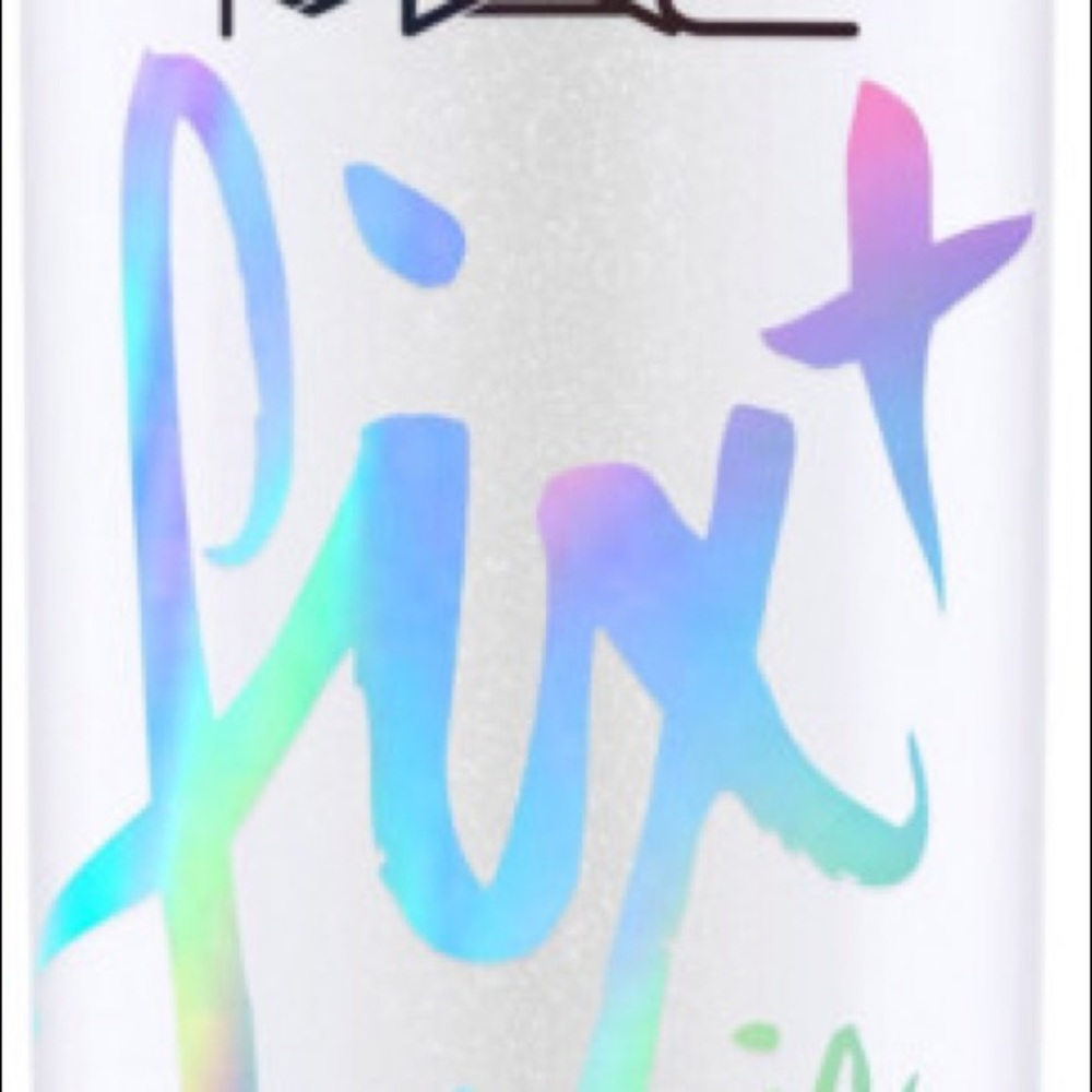 M·A·C FIX+ MAGIC RADIANCE - Picture 9 of 12